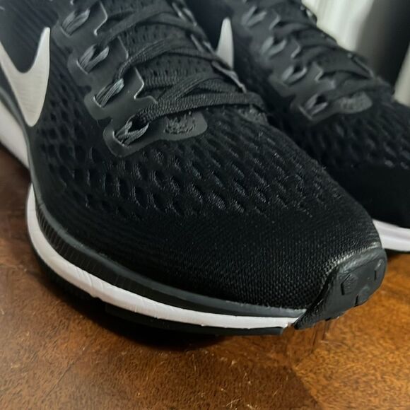 🔥 NIKE Air Zoom Pegasus 34 Running Shoe  Black/White - Women Sz 7 - EXCELLENT - Picture 8 of 15